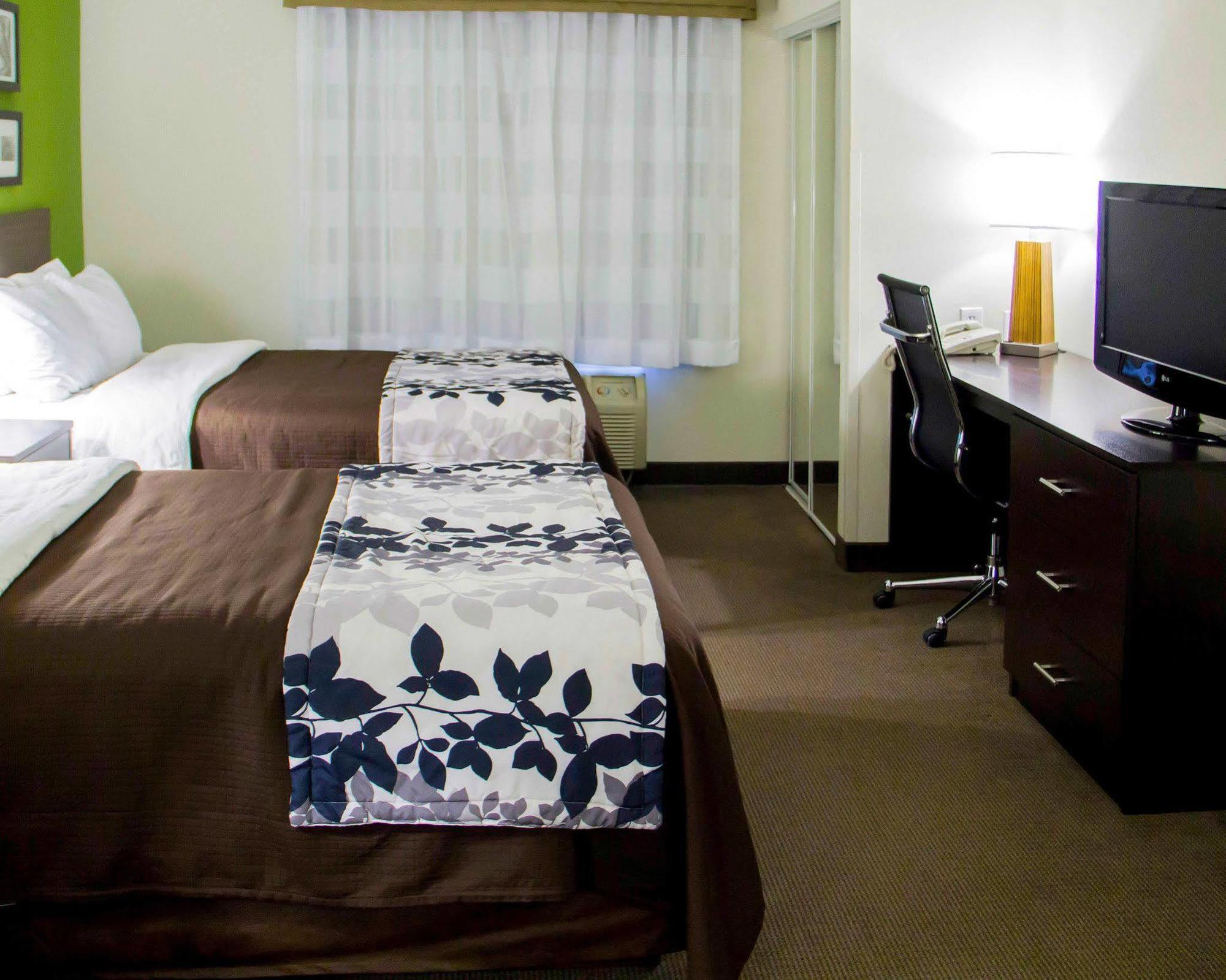 Sleep Inn & Suites Harrisonburg Near University Exterior foto